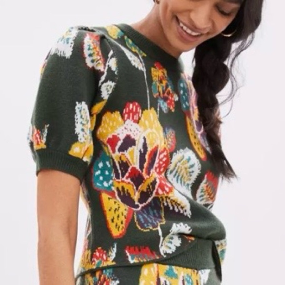 FARM Rio Margarita Floral Short Sleeve Sweater, Small Petite, Like New